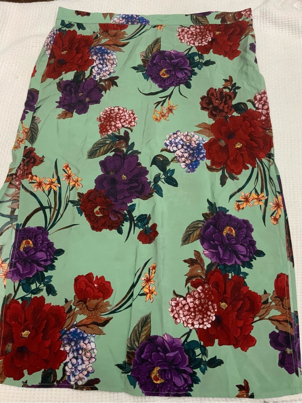 New H&M Mint Green Floral Skirt with Bold Multicolor Blooms size 16